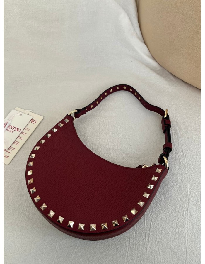 Mini Borsa Hobo Rockstud In Vitello Granato VALENTINO