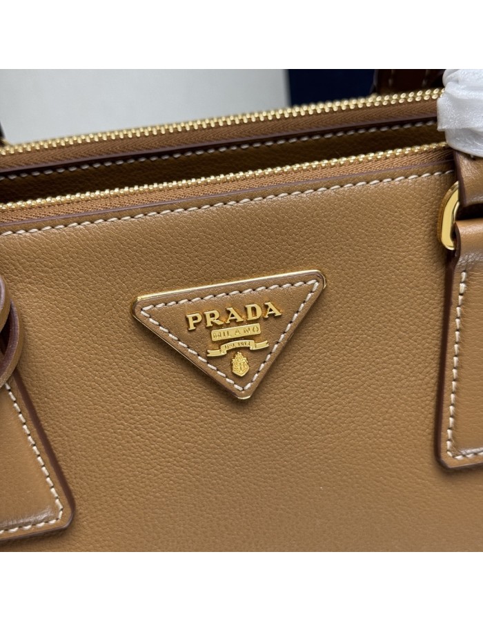 Borsa Prada Galleria medium in Saffiano PRADA