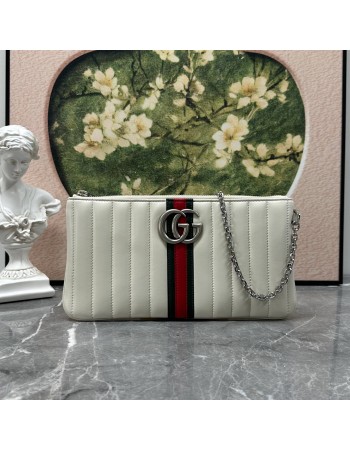 Pouch GG Marmont con cinturino GUCCI
