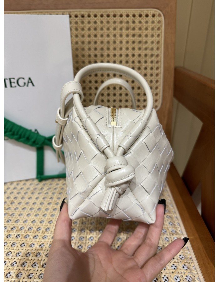 Loop top handle BOTTEGA VENETA