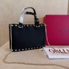 Mini Borsa Shopping Rockstud In Vitello Granato VALENTINO
