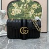 Borsa a spalla Jetset GG Marmont misura media GUCCI