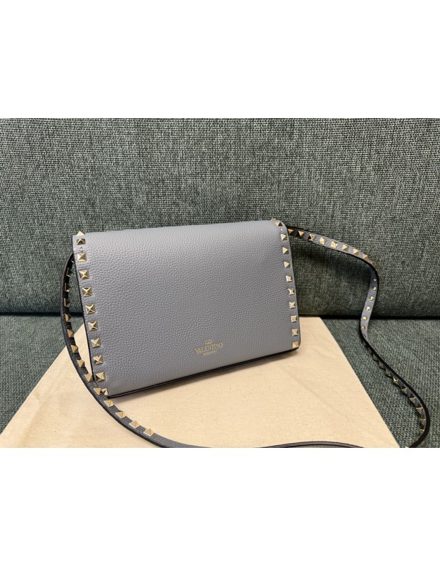 Borsa Piccola A Tracolla Rockstud In Vitello Granato VALENTINO