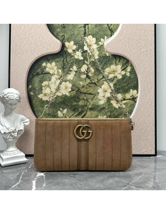 Pouch GG Marmont con cinturino GUCCI