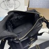Borsa Prada Explore medium in Re-Nylon con pattina PRADA