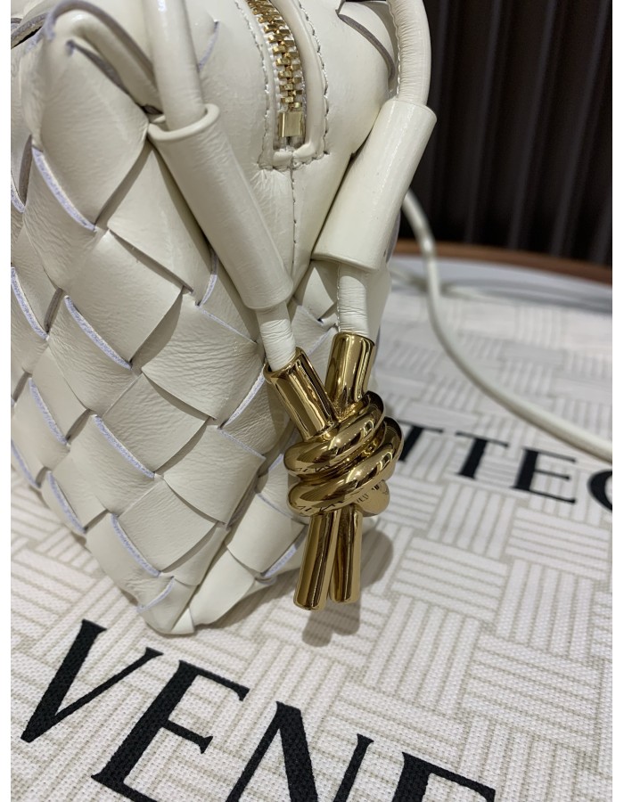 Mini Loop Metal Knot BOTTEGA VENETA