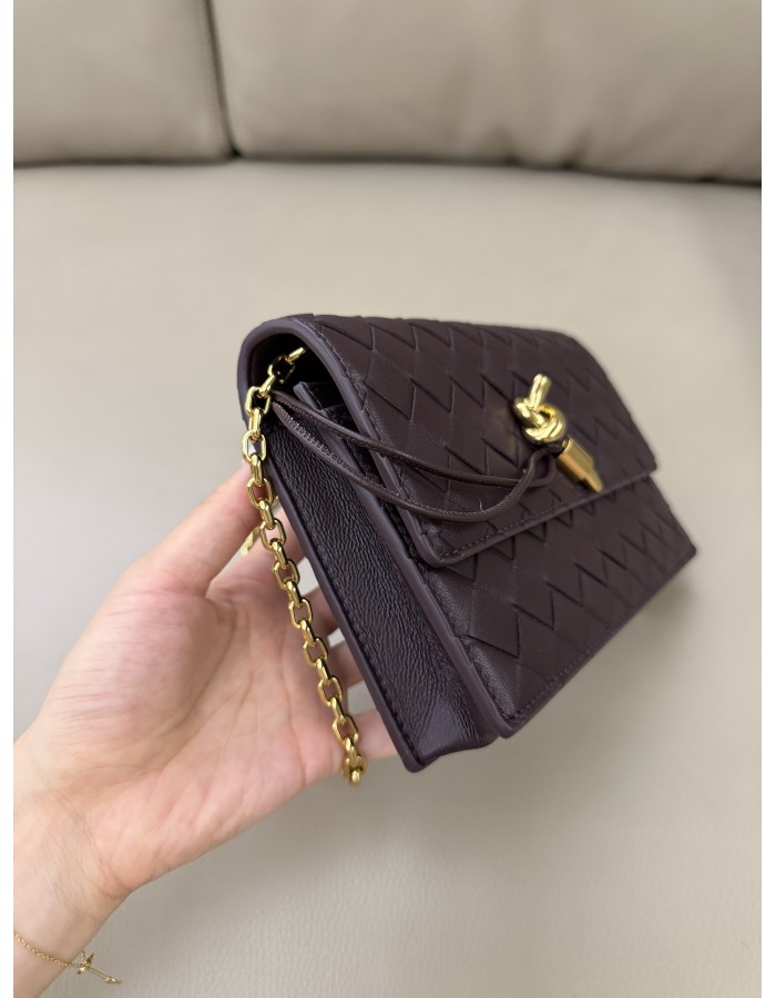 Pochette Andiamo con catena BOTTEGA VENETA