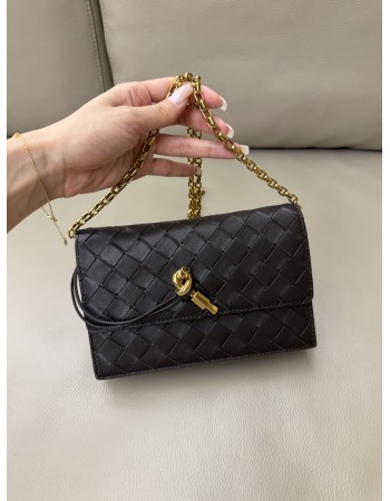 Pochette Andiamo con catena BOTTEGA VENETA