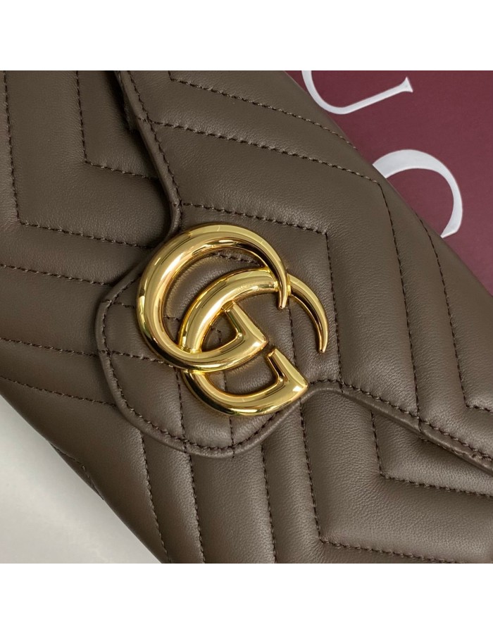Portafoglio GG Marmont con catena GUCCI
