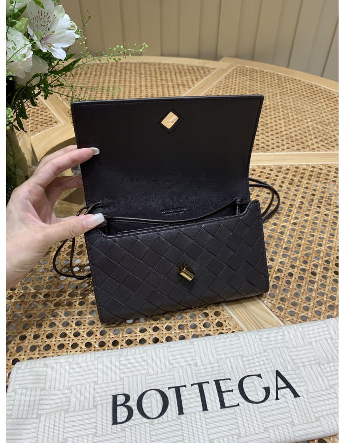 Pochette Andiamo a tracolla BOTTEGA VENETA