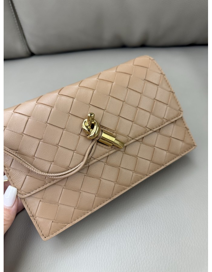 Pochette Andiamo con catena BOTTEGA VENETA