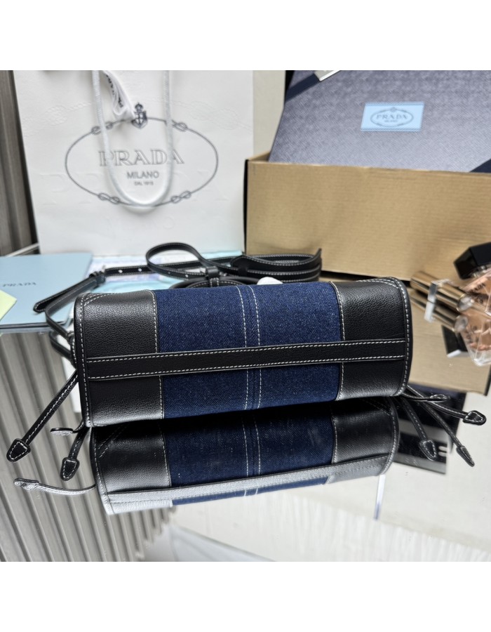 Borsa a mano Prada Bonnie small in denim e pelle PRADA