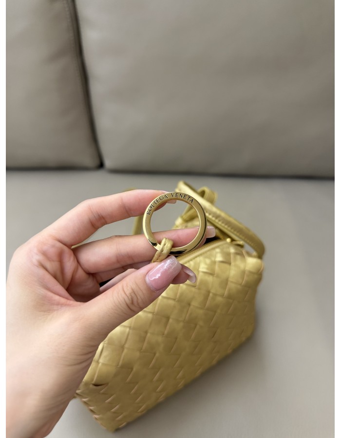 Loop top handle BOTTEGA VENETA