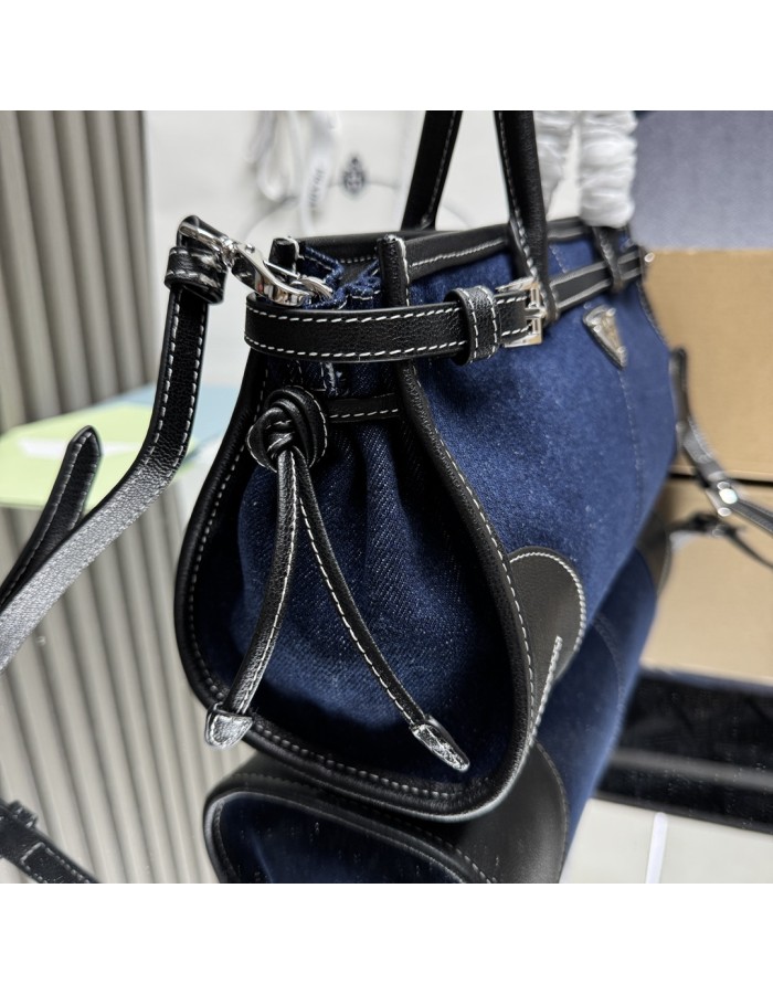 Borsa a mano Prada Bonnie medium in denim e pelle PRADA
