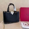 Mini Borsa Shopping Rockstud In Vitello Granato VALENTINO