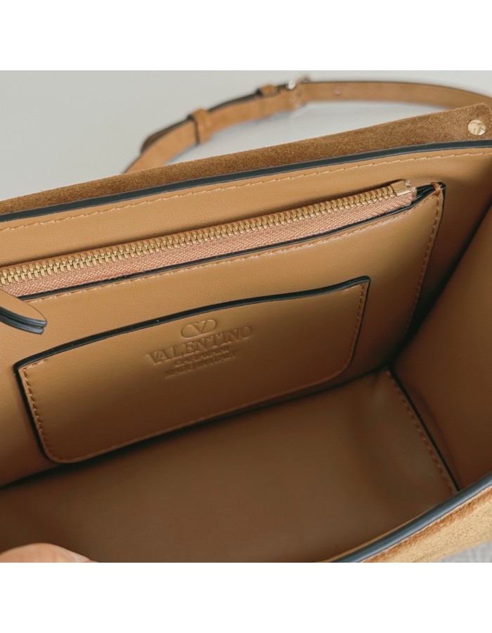 Borsa Piccola A Tracolla Rockstud In Suede VALENTINO