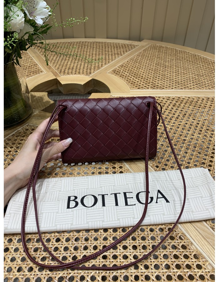 Pochette Andiamo a tracolla BOTTEGA VENETA