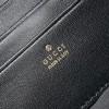 Pouch GG Marmont con cinturino GUCCI