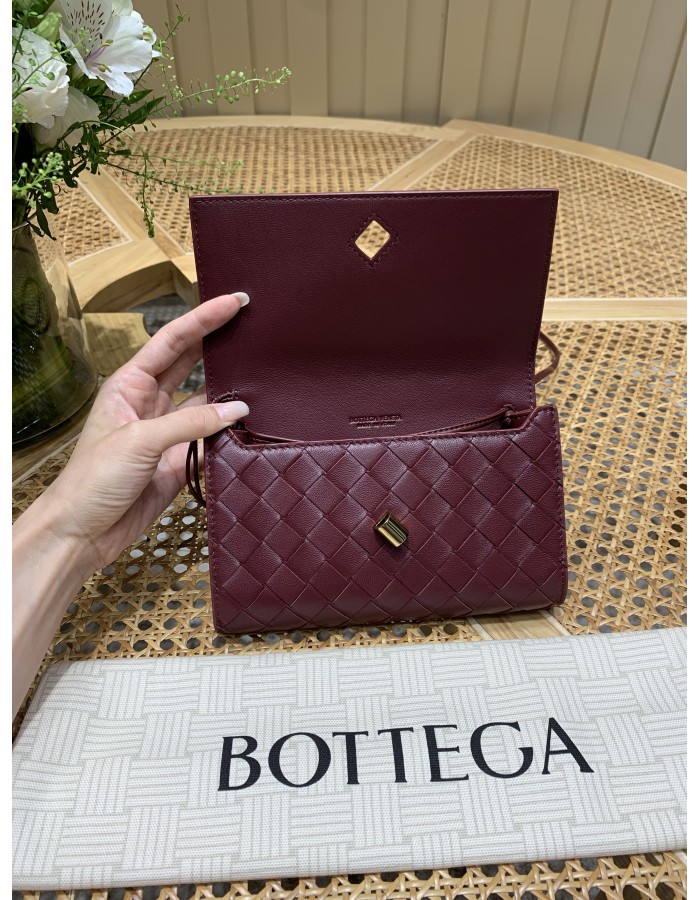 Pochette Andiamo a tracolla BOTTEGA VENETA