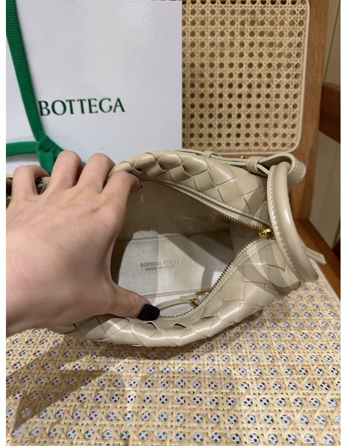 Loop top handle BOTTEGA VENETA