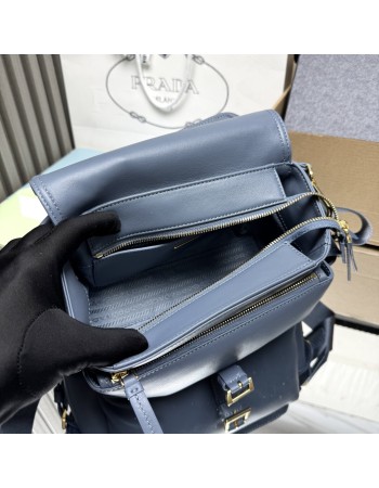 Borsa Prada Explore medium in nappa con pattina PRADA