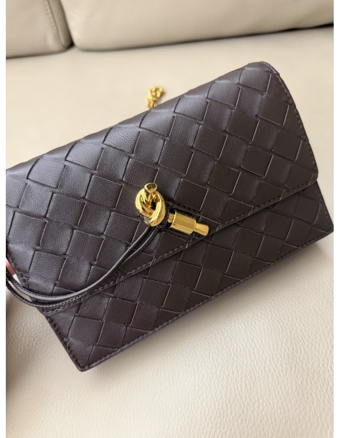 Pochette Andiamo con catena BOTTEGA VENETA