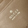 Pouch GG Marmont con cinturino GUCCI