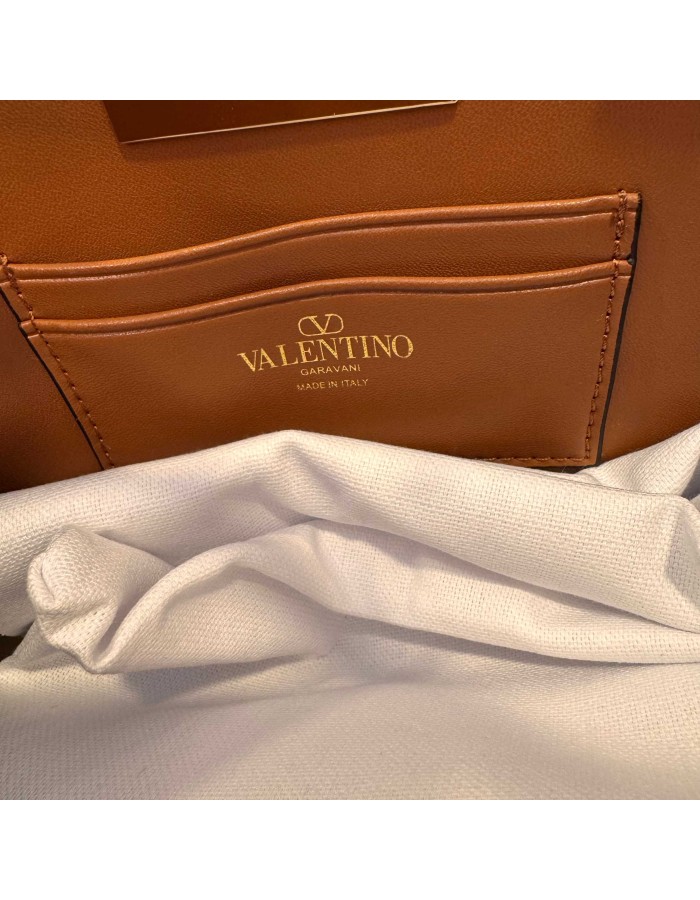 Mini Borsa Shopping Rockstud In Vitello Granato VALENTINO