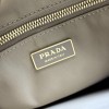 Borsa Prada Explore large in Re-Nylon e pelle PRADA