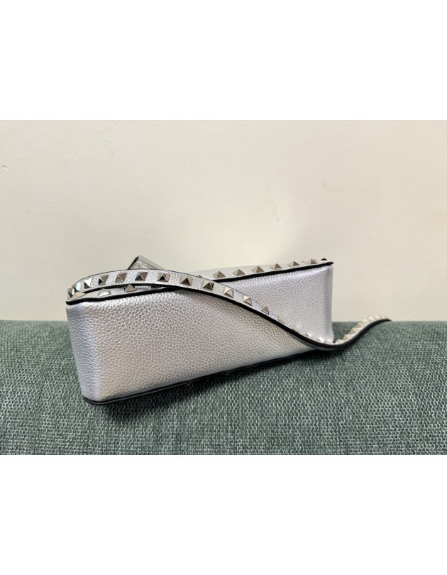 Borsa Piccola A Tracolla Rockstud In Vitello Laminato VALENTINO