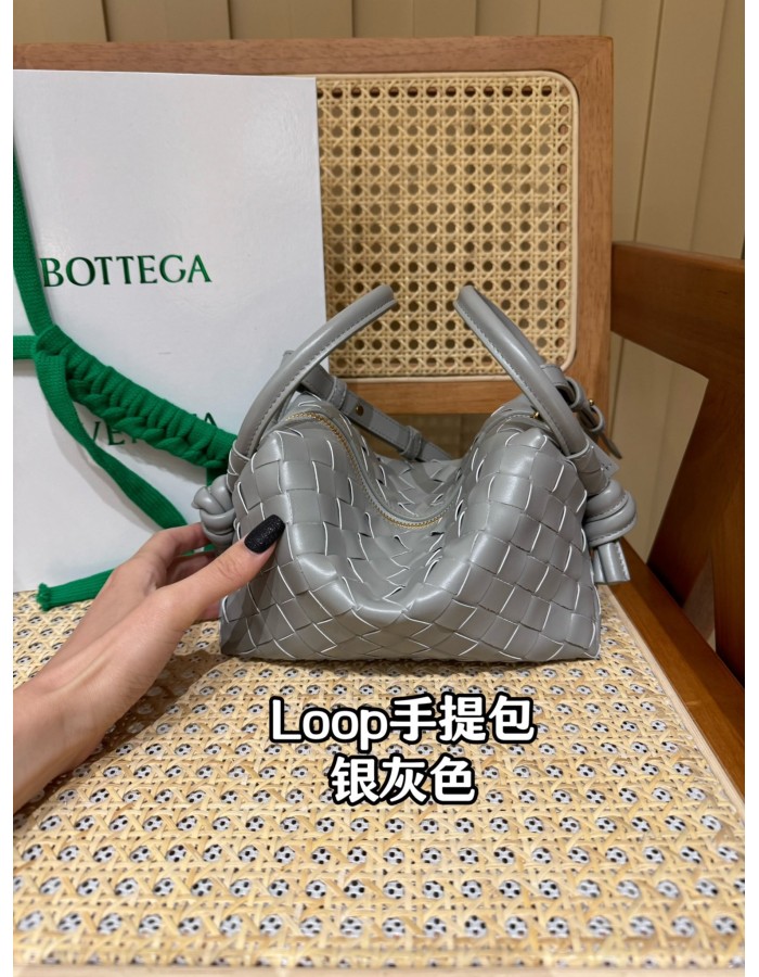 Loop top handle BOTTEGA VENETA