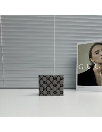 Portafoglio bi-fold Gucci Essence Classic GUCCI