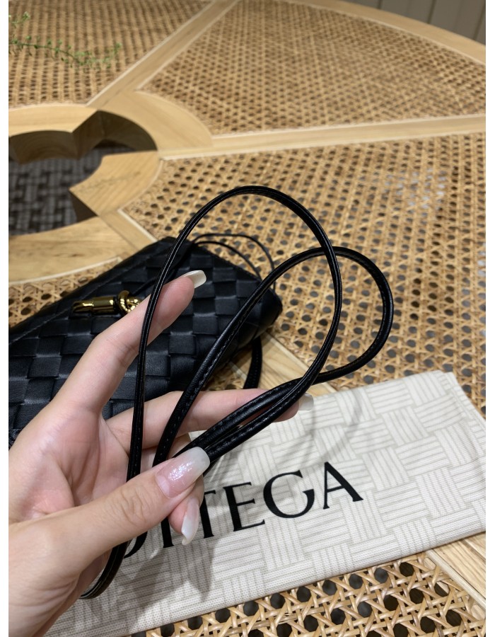 Pochette Andiamo a tracolla BOTTEGA VENETA
