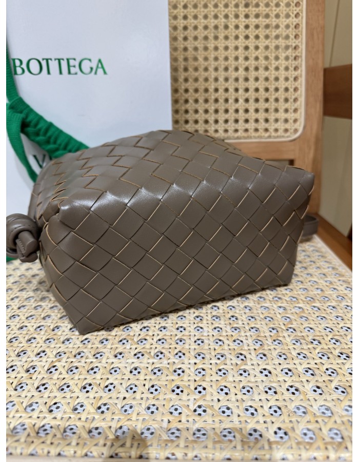 Loop top handle BOTTEGA VENETA