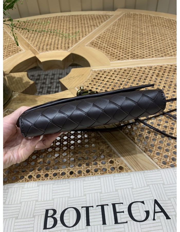 Pochette Andiamo a tracolla BOTTEGA VENETA