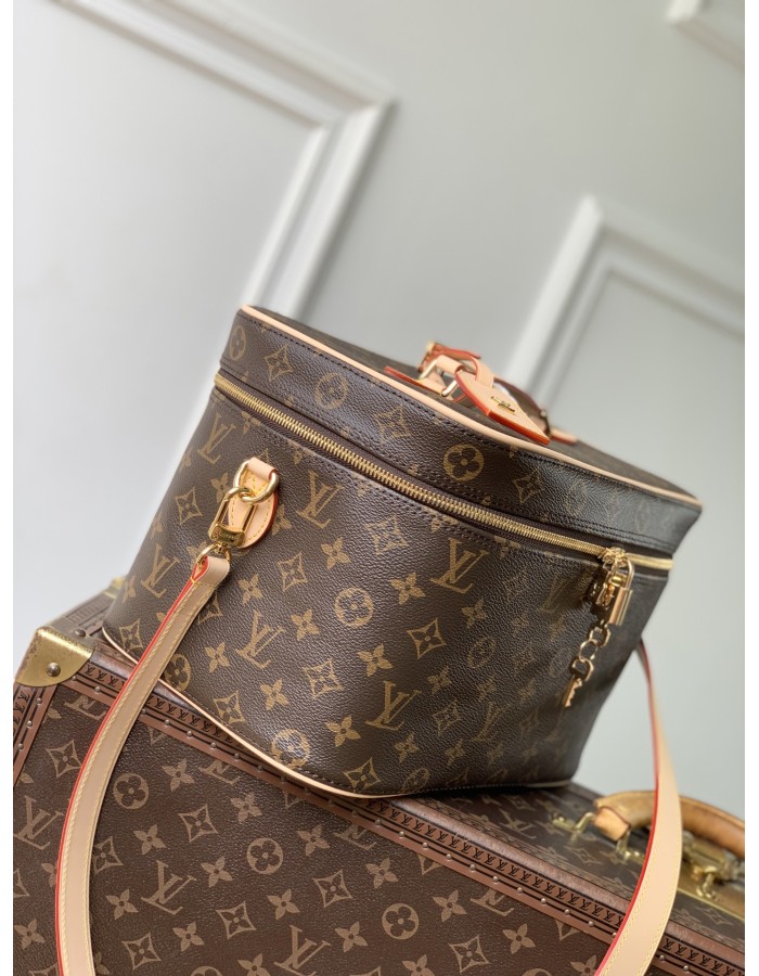 Beauty case Nice LOUIS VUITTON