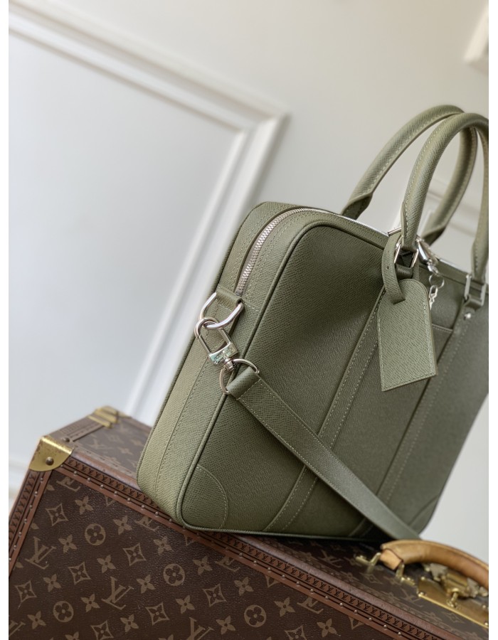 Porta documenti Voyage PM LOUIS VUITTON