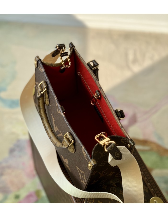 Borsa OnTheGo PM LOUIS VUITTON
