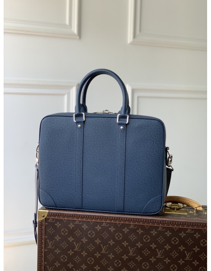 Porta documenti Voyage PM LOUIS VUITTON
