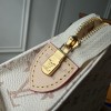 Trousse Toilette LOUIS VUITTON