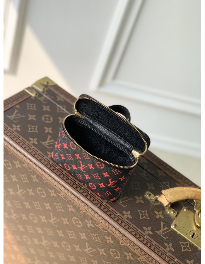 Beauty case Nice LOUIS VUITTON