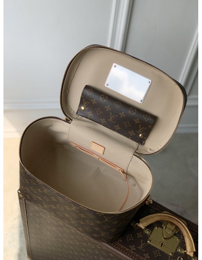 Beauty case Nice LOUIS VUITTON