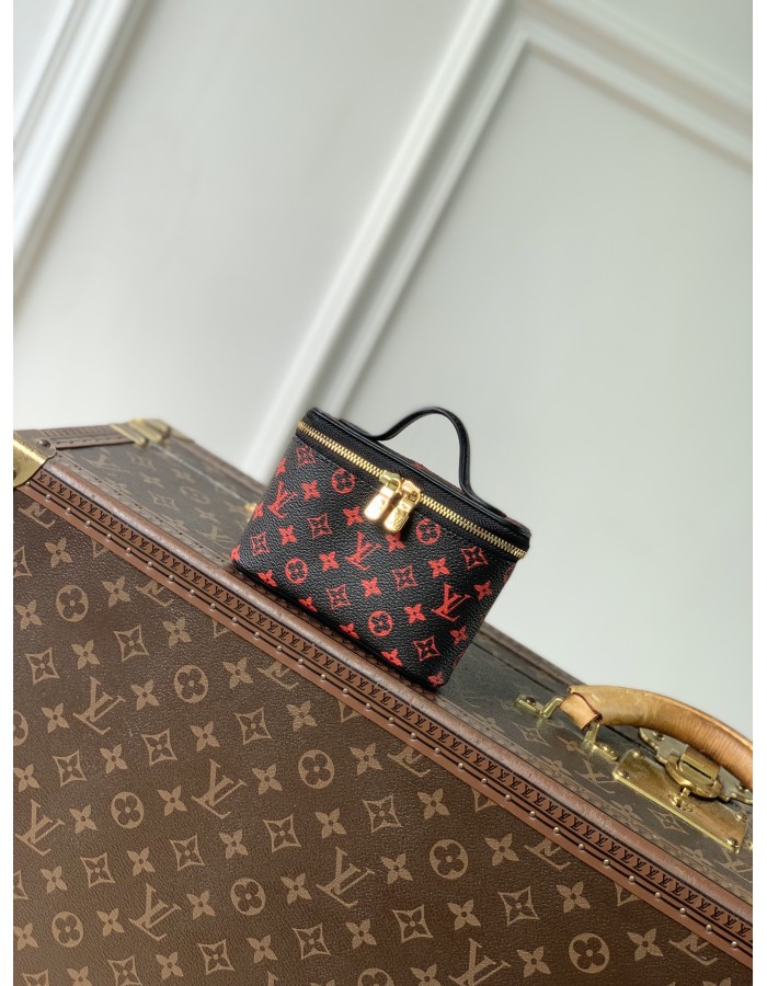 Beauty case Nice LOUIS VUITTON