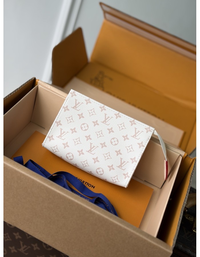 Trousse Toilette LOUIS VUITTON